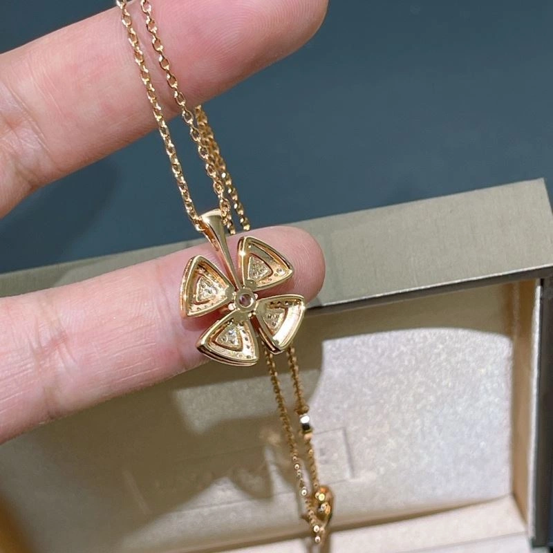 Bvlgari Necklaces Breathable 216696