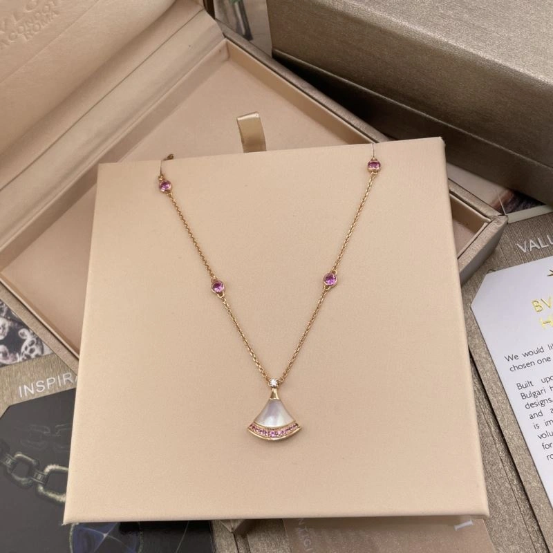Breathable Bvlgari Necklaces 216680