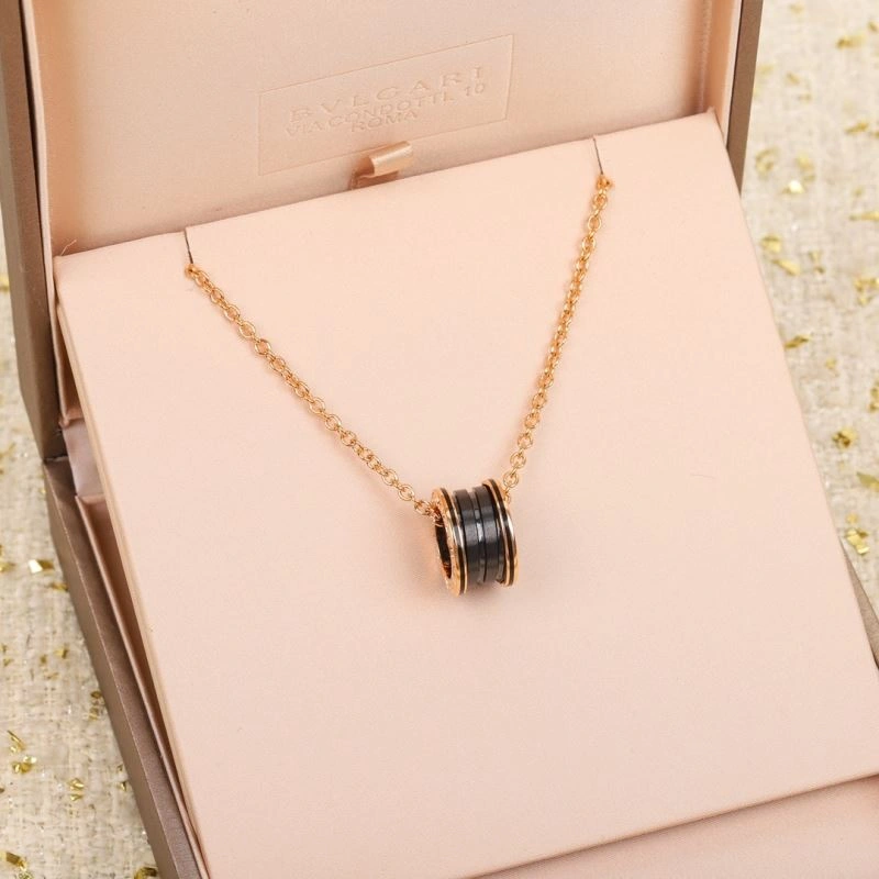 Comfortable Bvlgari Necklaces 216648