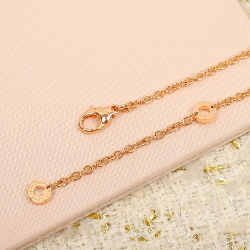 Comfortable Bvlgari Necklaces 216648