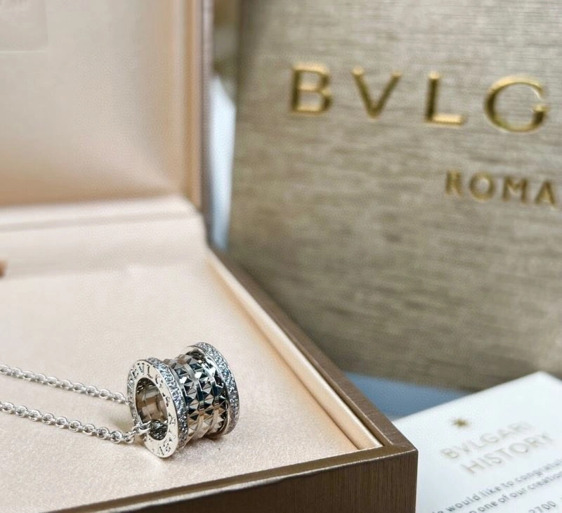 ModernLook Bvlgari Necklaces 216579
