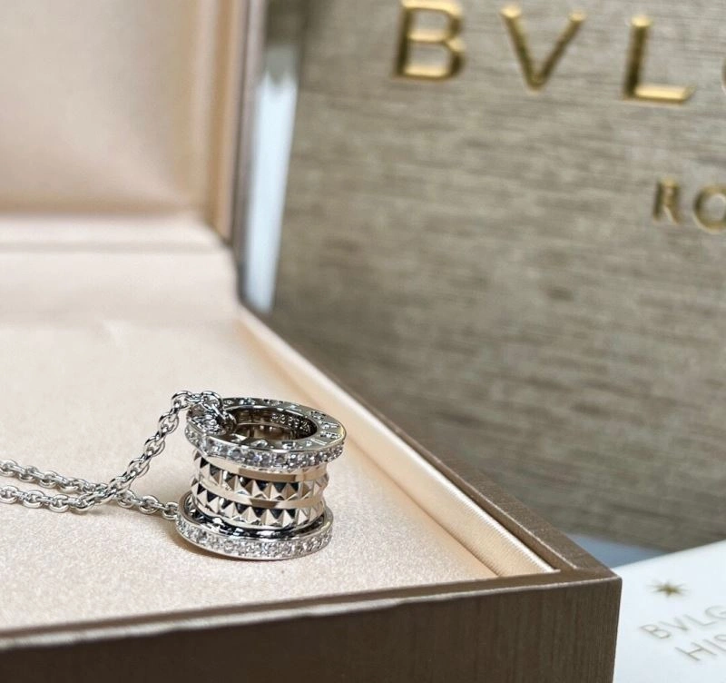 ModernLook Bvlgari Necklaces 216579