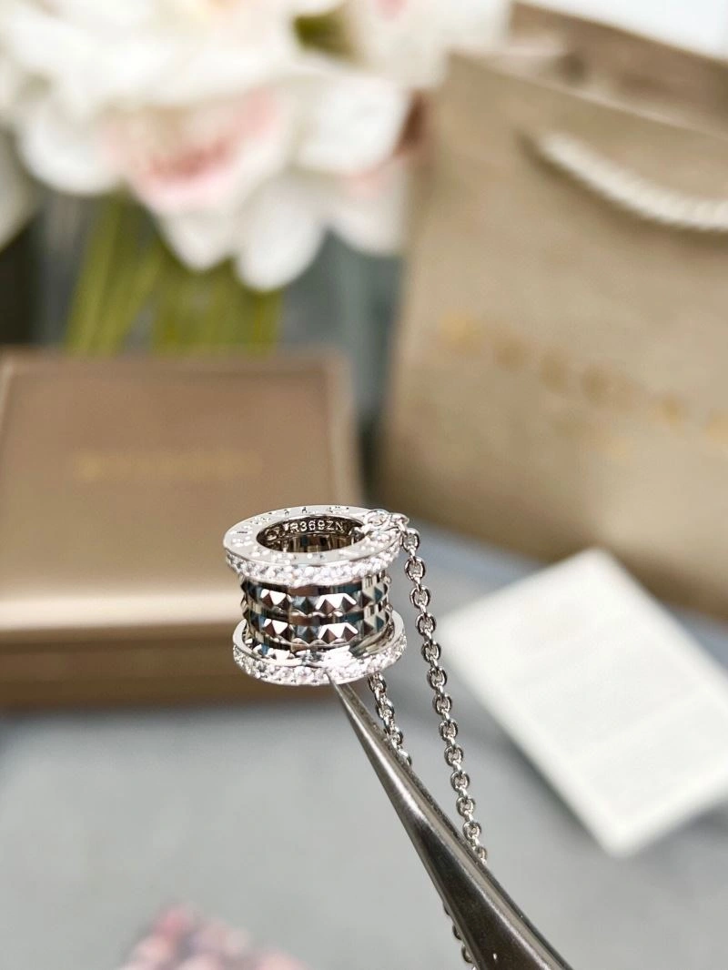 ModernLook Bvlgari Necklaces 216579