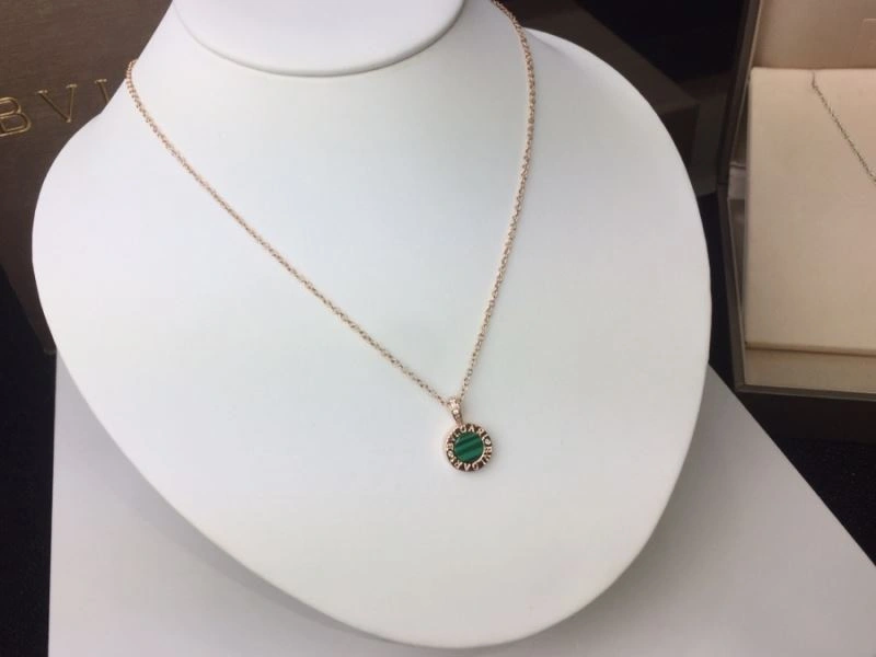 ZipUp Bvlgari Necklaces 216586