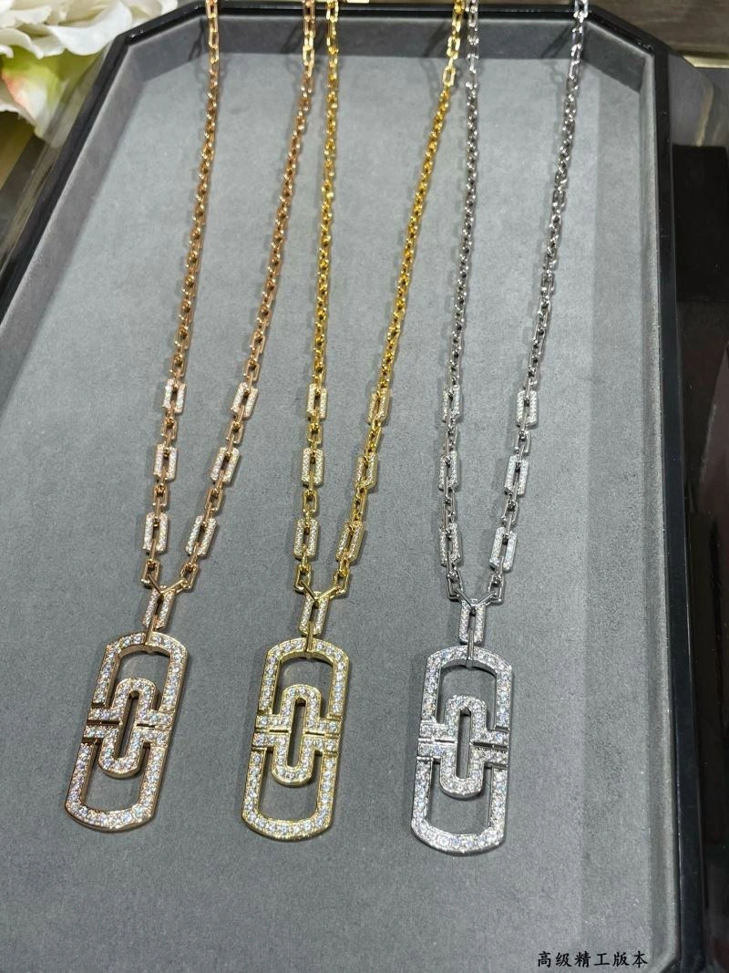 Bvlgari Necklaces Snug 216567