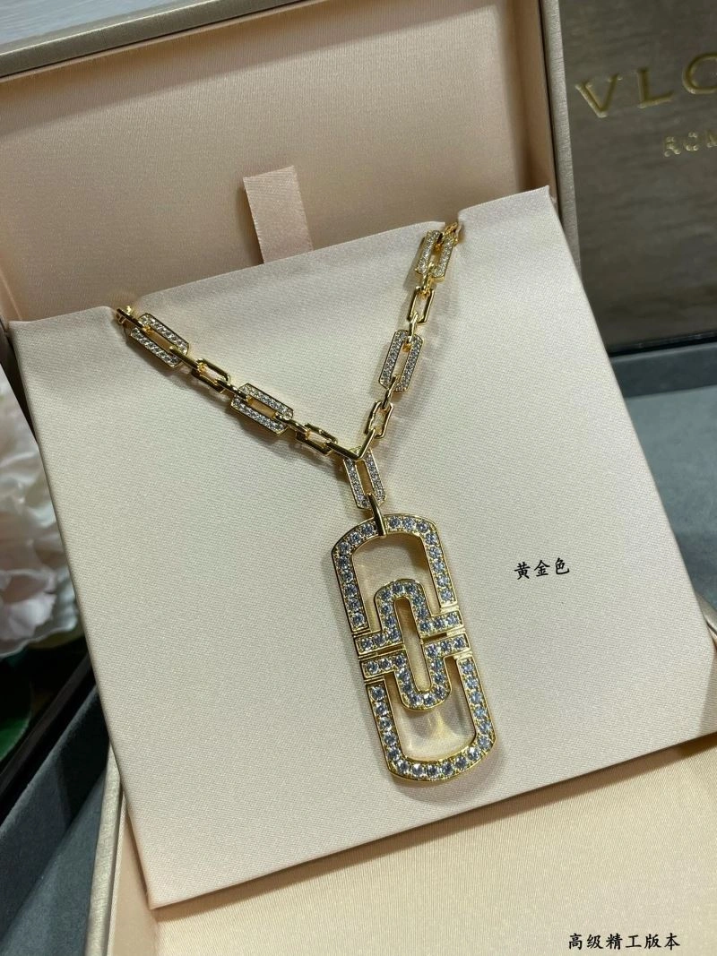 Bvlgari Necklaces Snug 216567