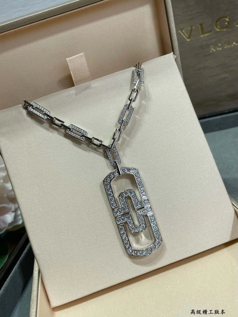 Bvlgari Necklaces Snug 216567