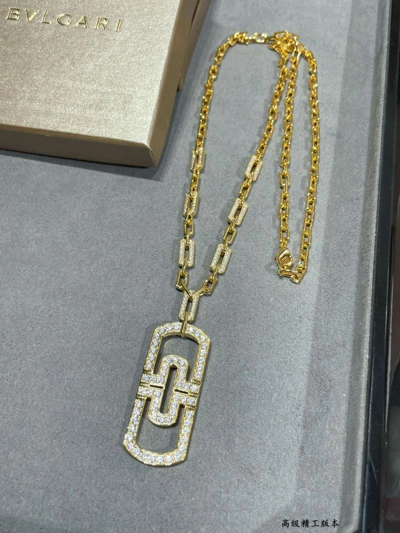 Bvlgari Necklaces Snug 216567
