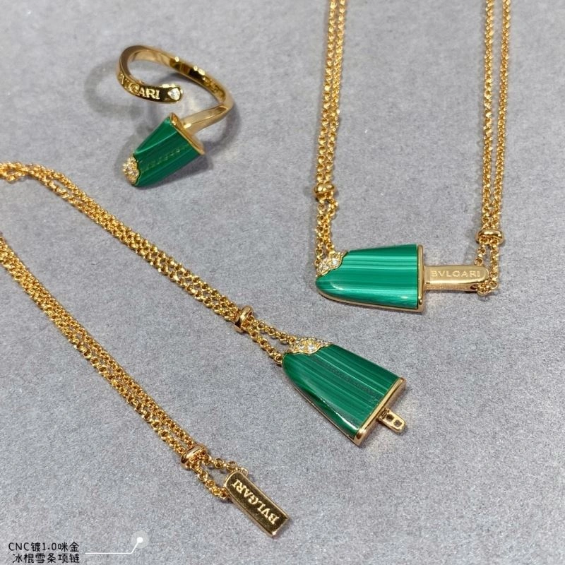 Tailored Bvlgari Necklaces 216570