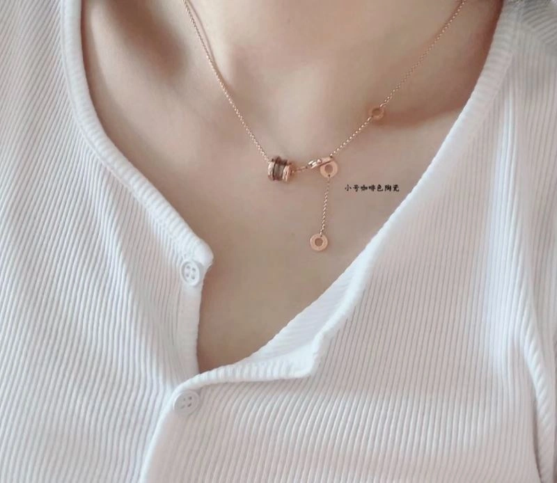 UrbanStyle Bvlgari Necklaces 216552