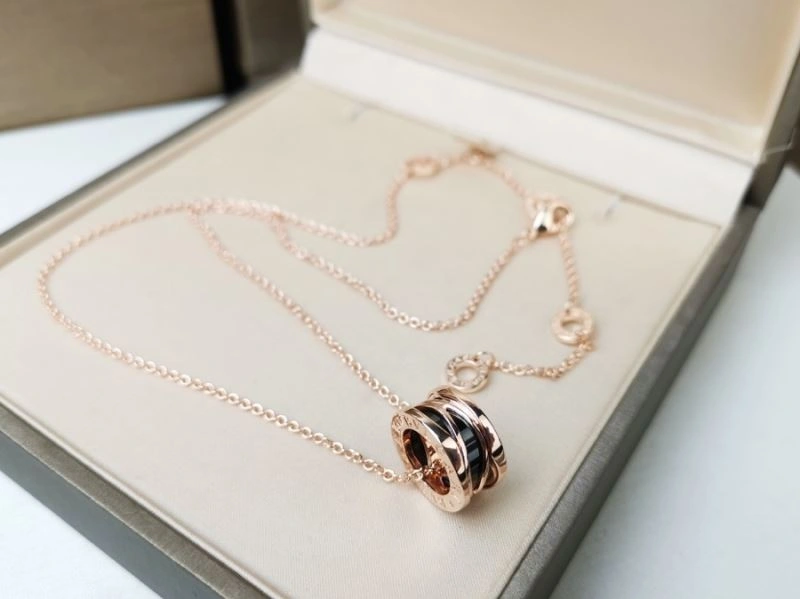 Tailored Bvlgari Necklaces 216539