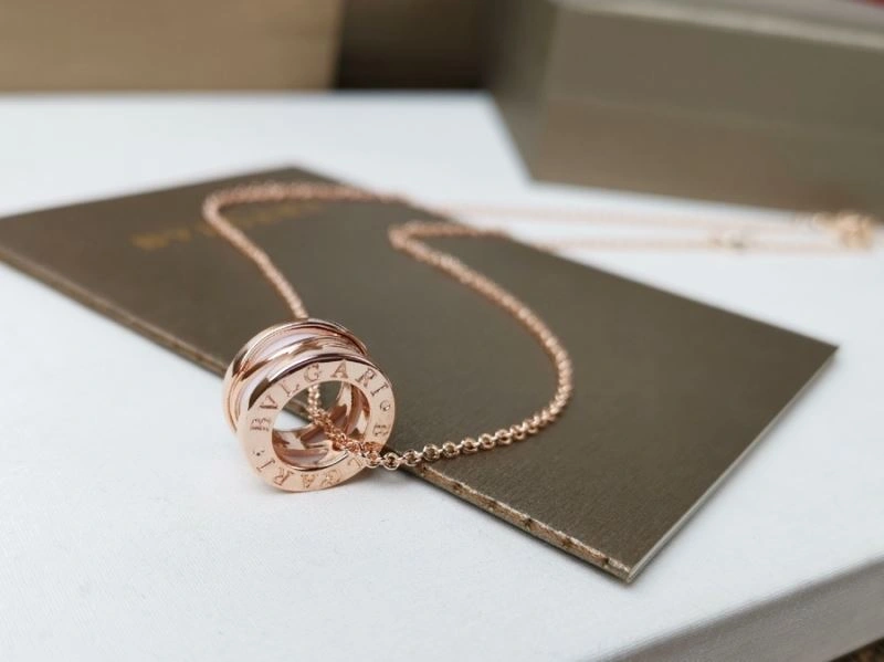 Tailored Bvlgari Necklaces 216539