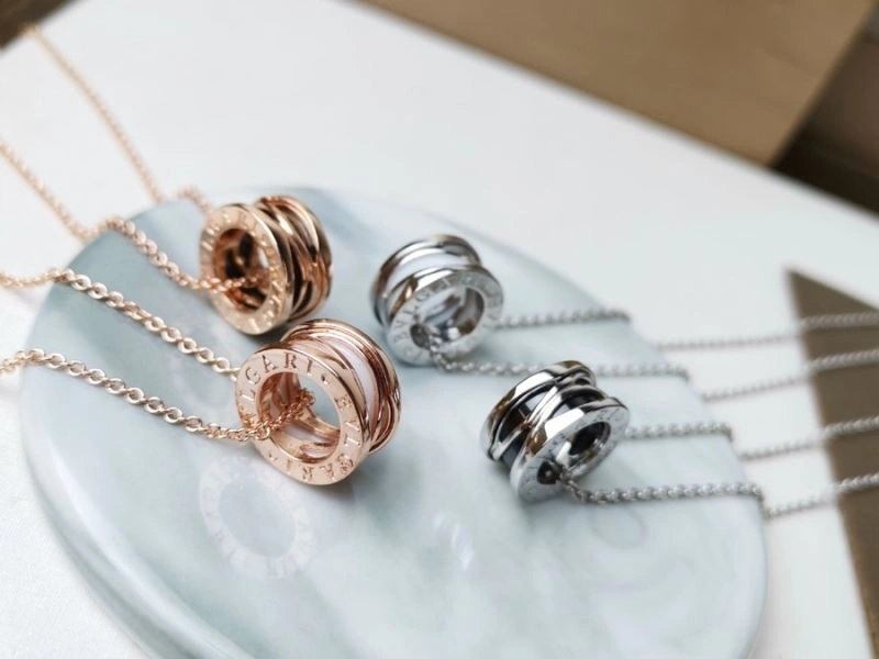 Tailored Bvlgari Necklaces 216539