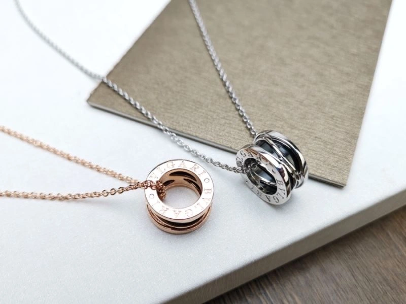 Tailored Bvlgari Necklaces 216539
