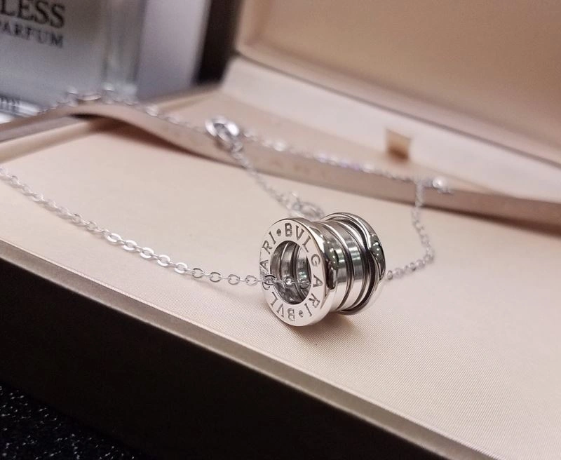 StreetReady Bvlgari Necklaces 216499