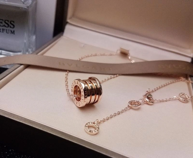 StreetReady Bvlgari Necklaces 216499