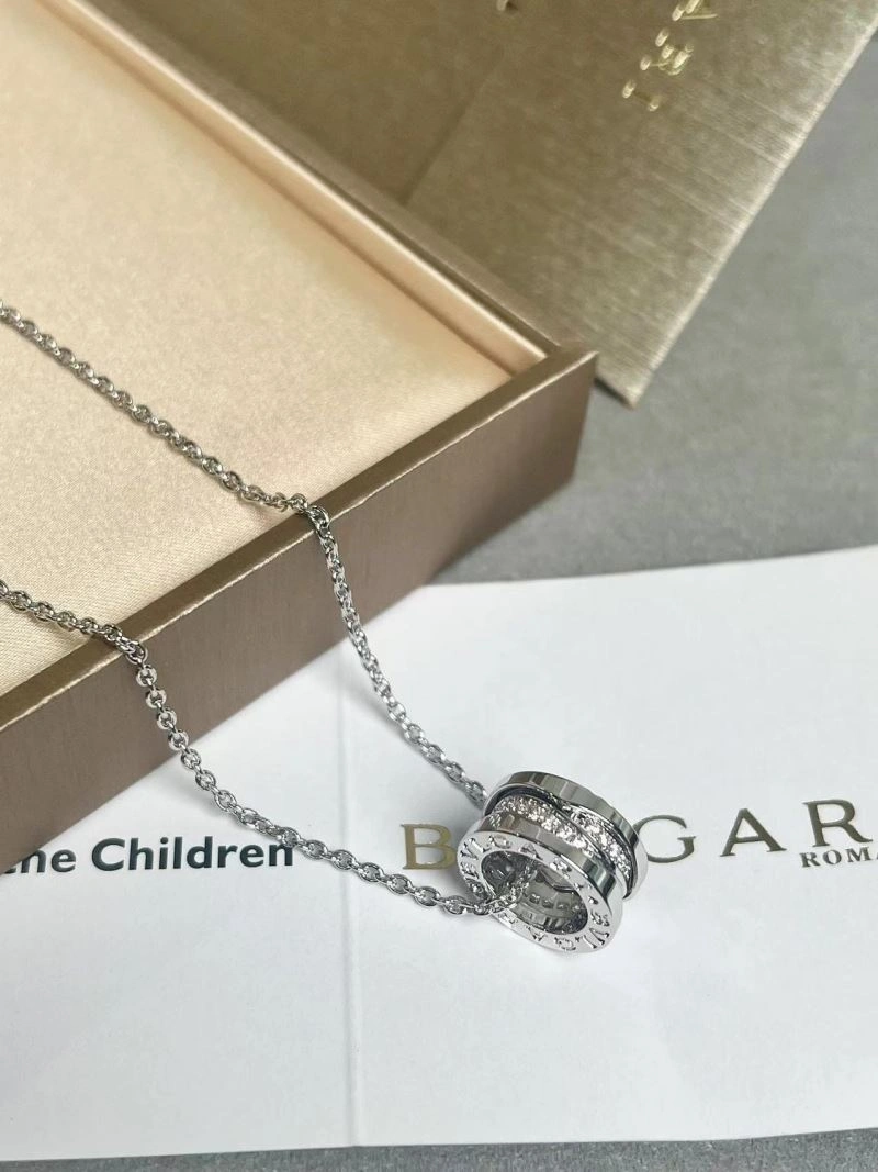UrbanStyle Bvlgari Necklaces 216495