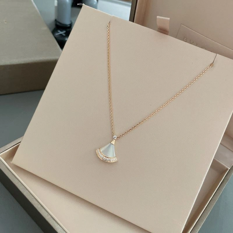 Bvlgari Necklaces Timeless 216481