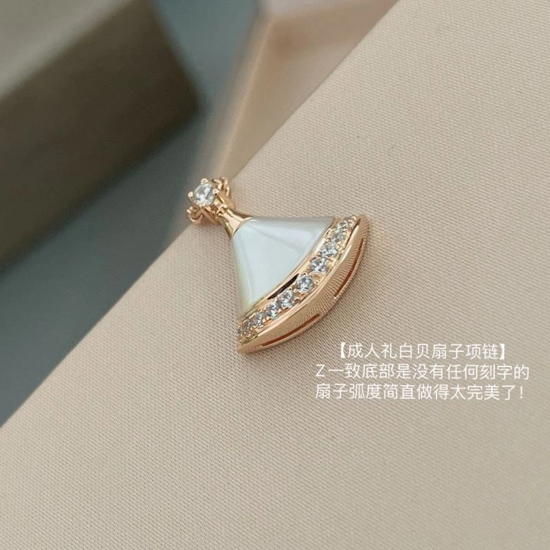 Bvlgari Necklaces Timeless 216481