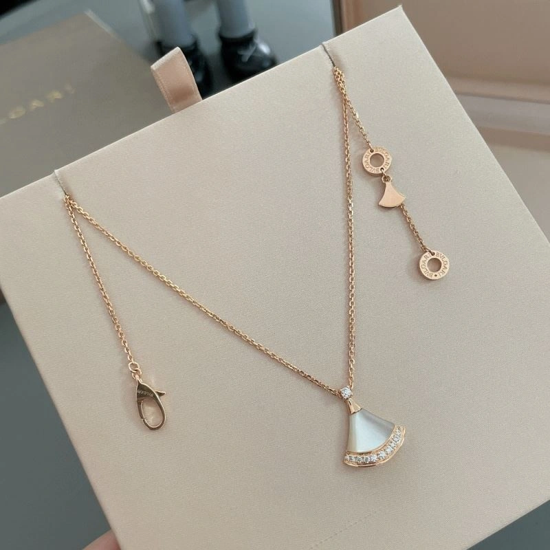 Bvlgari Necklaces Timeless 216481