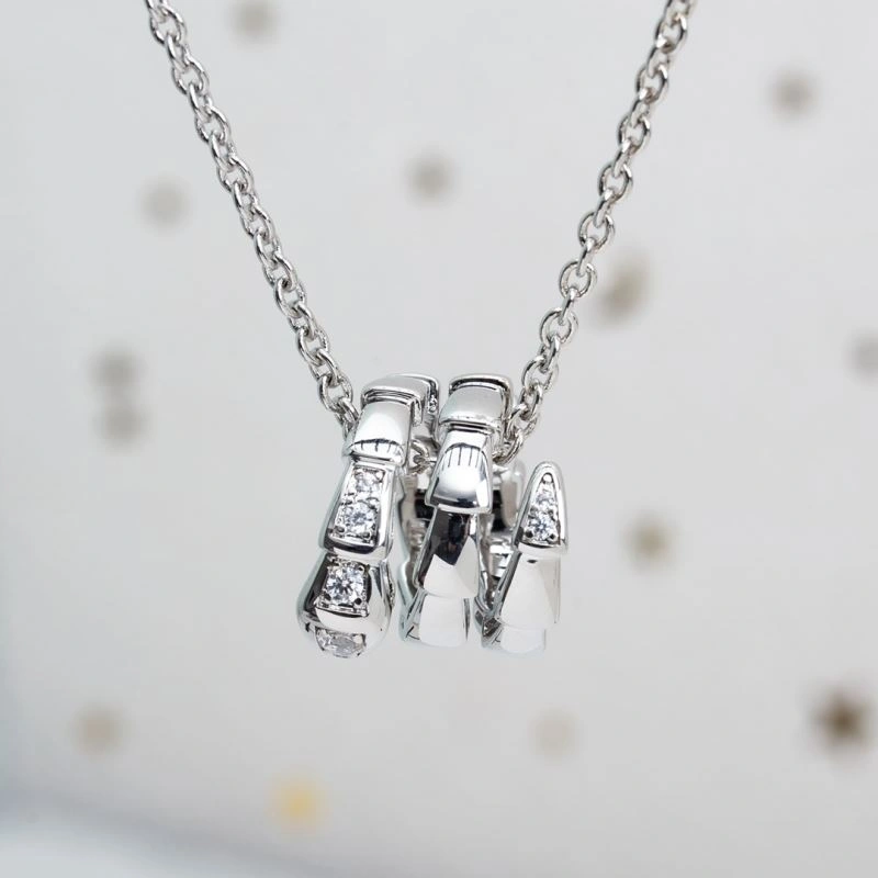 Bvlgari Necklaces Unisex 216480