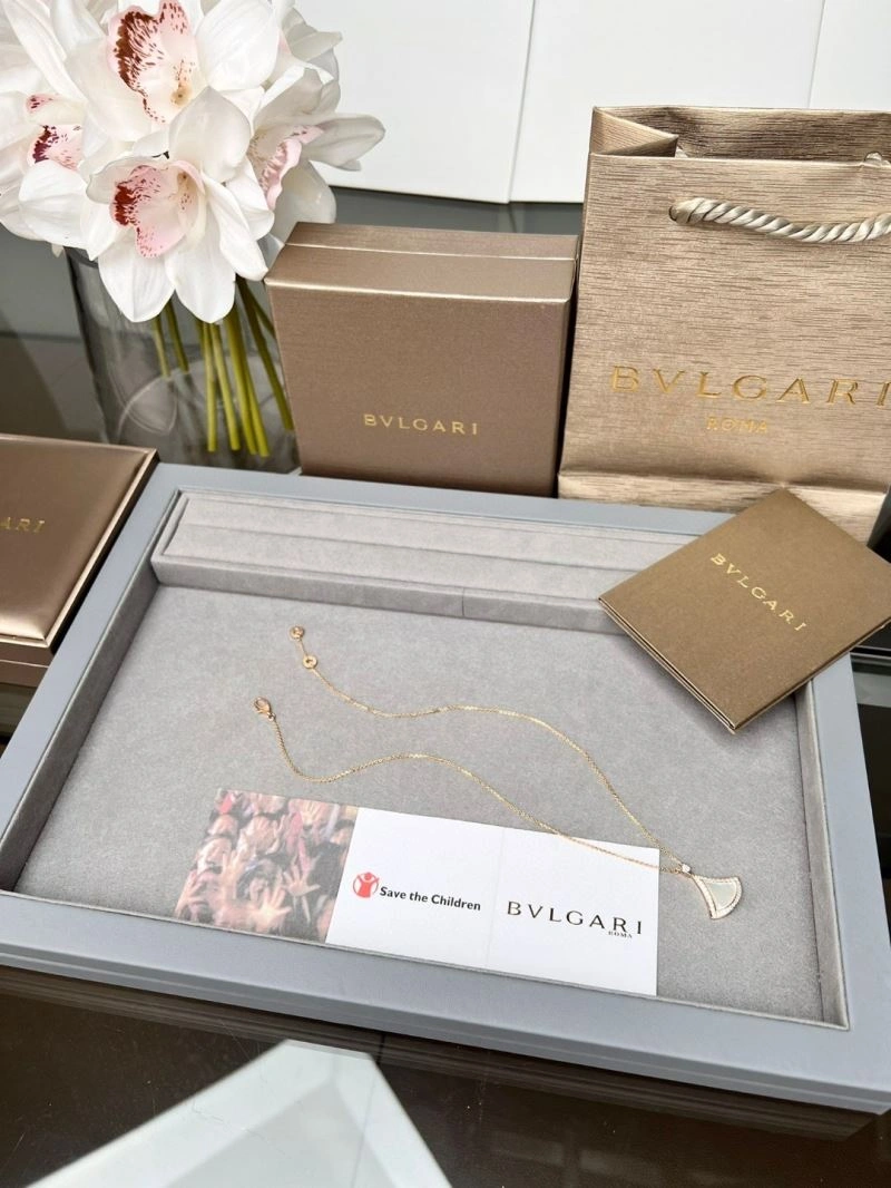 Bvlgari Necklaces Elegant 216475