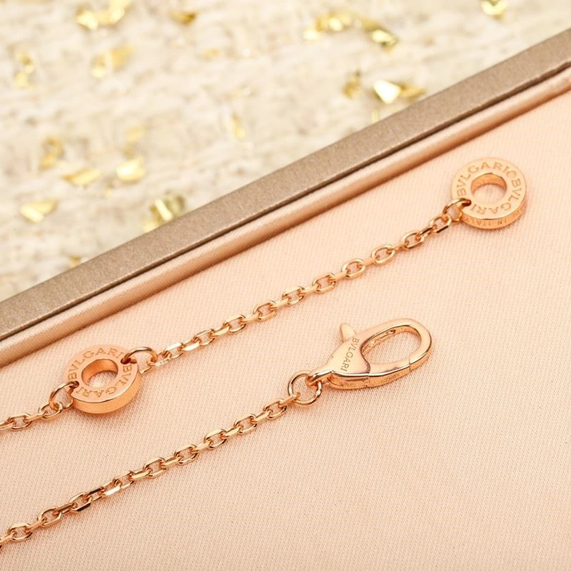 Attractive Bvlgari Necklaces 216393
