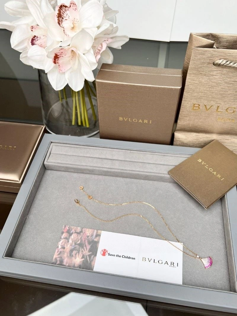 StreetReady Bvlgari Necklaces 216373