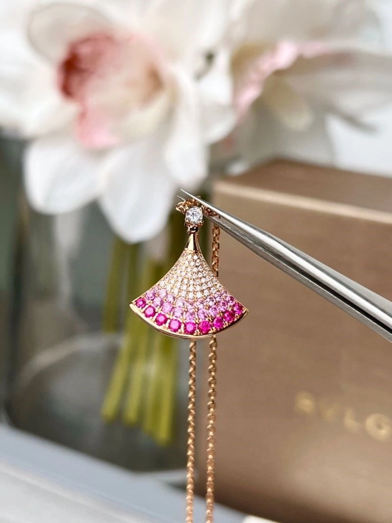 StreetReady Bvlgari Necklaces 216373