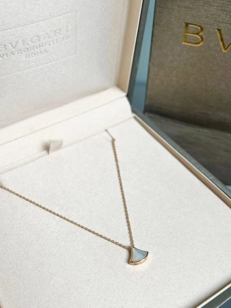 Bvlgari Necklaces Modern 216437
