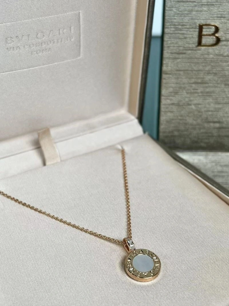 FreshLook Bvlgari Necklaces 216376