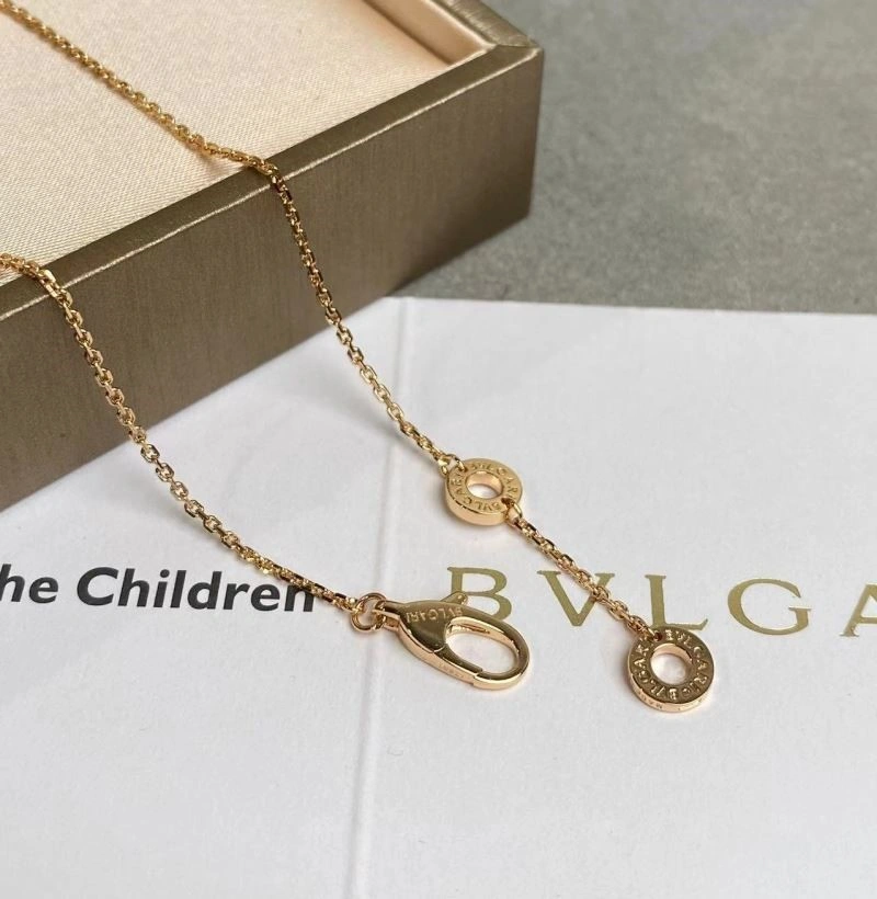 Bvlgari Necklaces Classic 216366