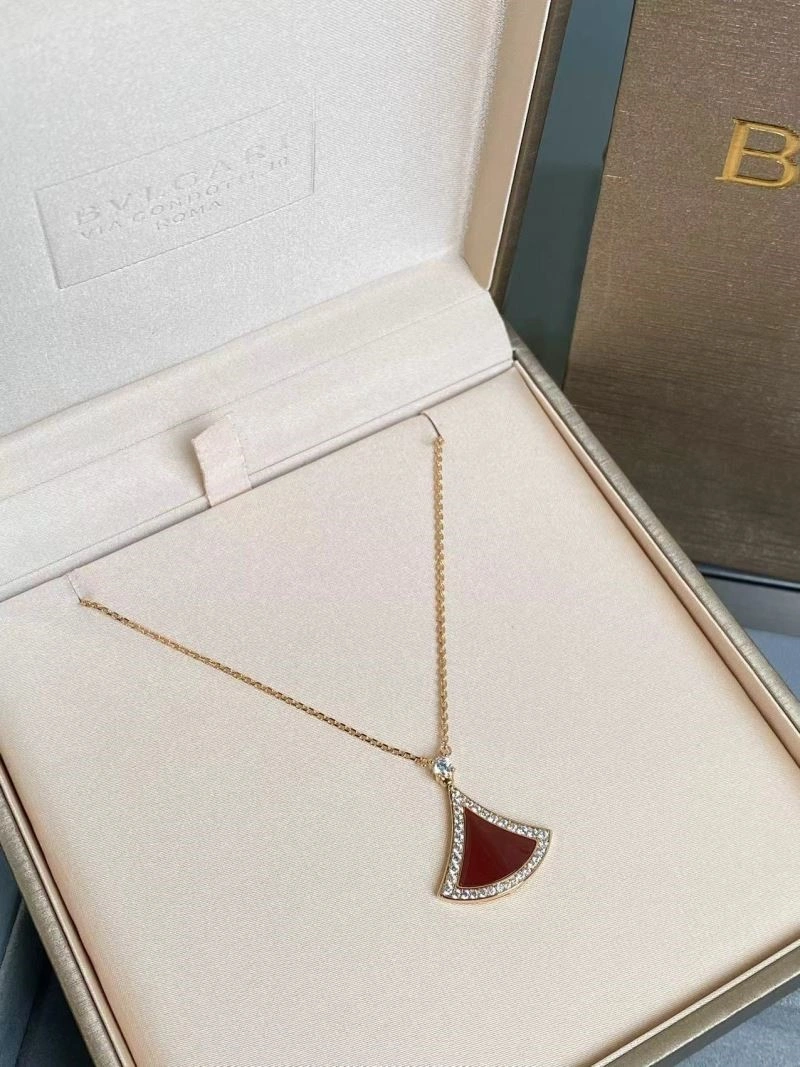 Bright Bvlgari Necklaces 216372
