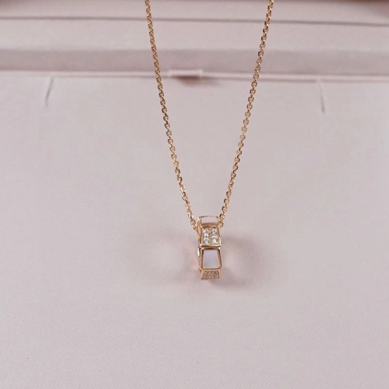 TimelessDesign Bvlgari Necklaces 216384