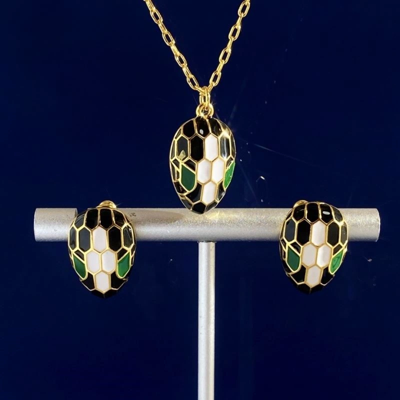 Bvlgari Necklaces Trendy 216342