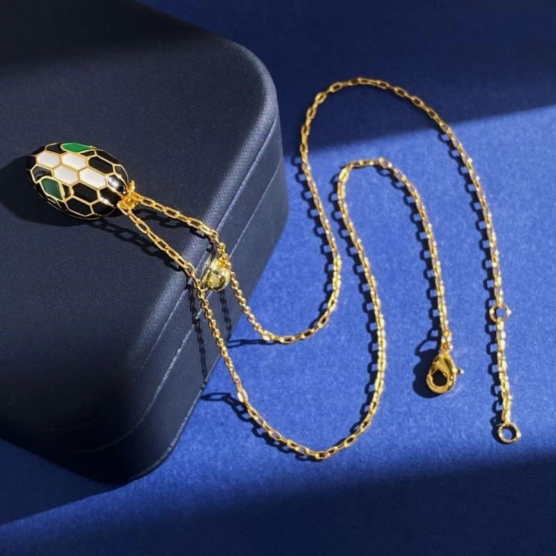 Bvlgari Necklaces Trendy 216342