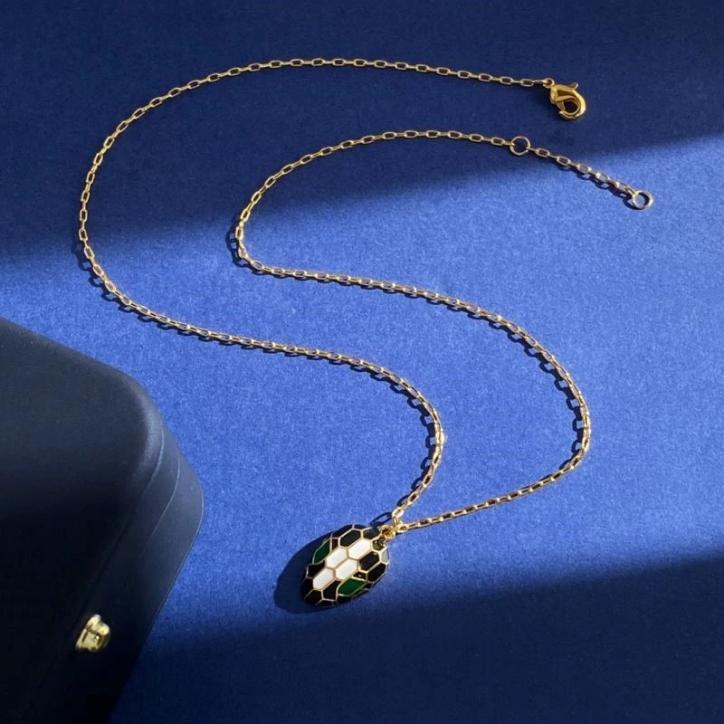 Bvlgari Necklaces Trendy 216342