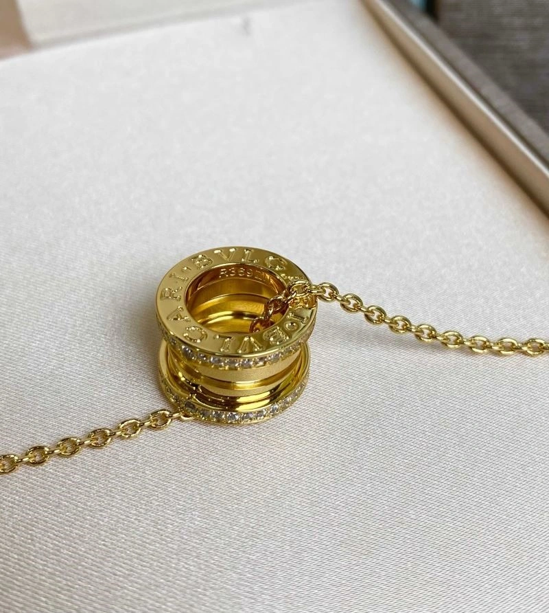 Bvlgari Necklaces Supportive 216357