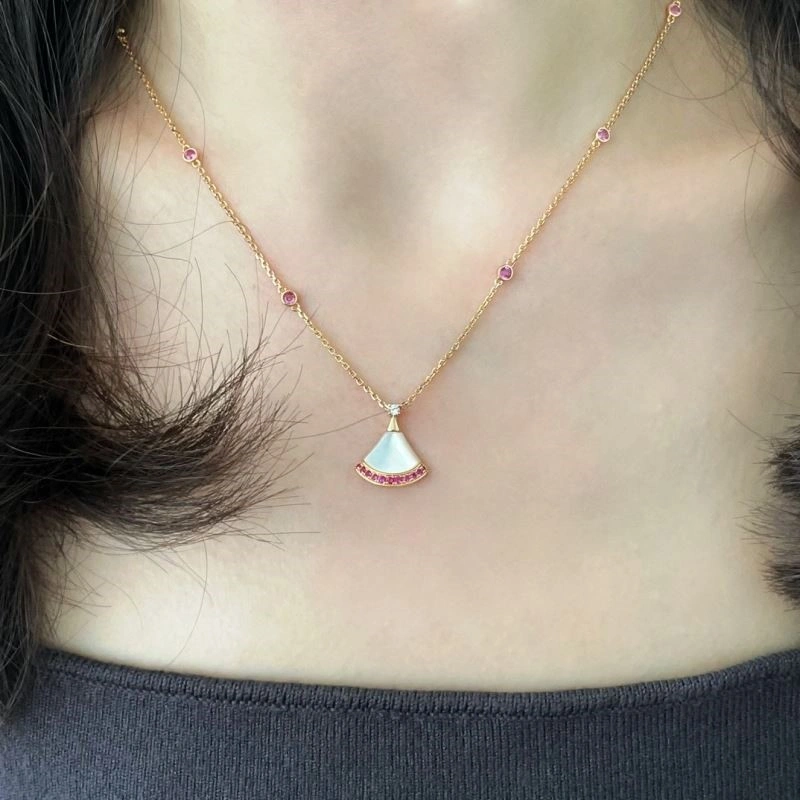Bvlgari Necklaces Snug 216337