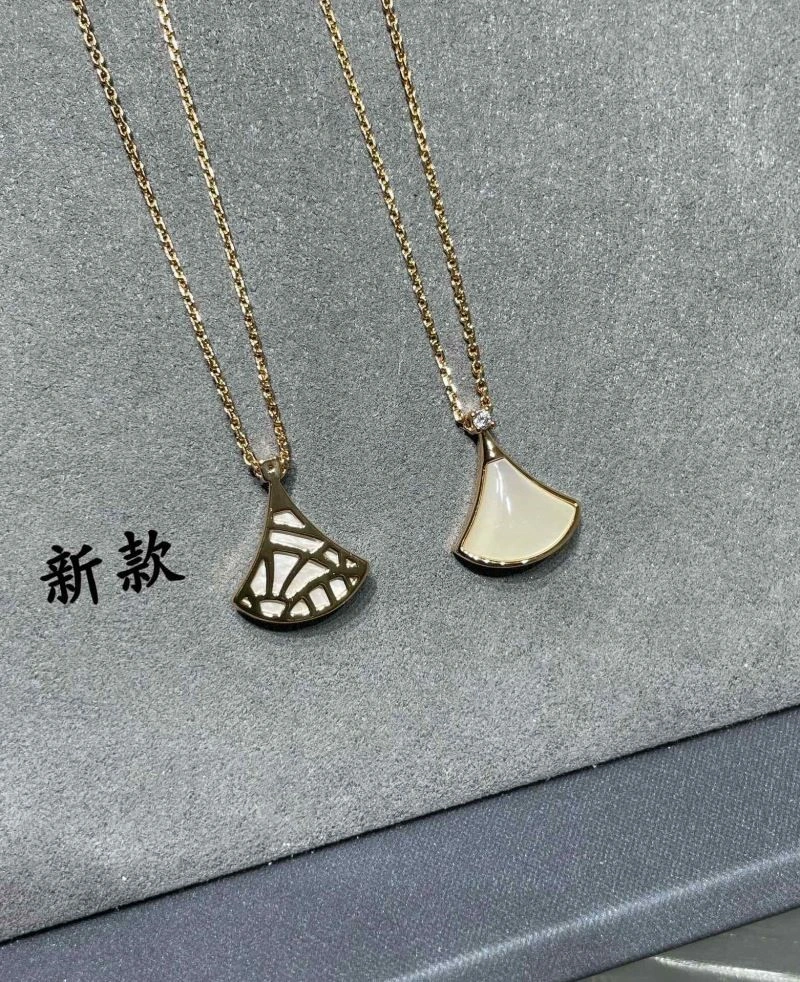 Modern Bvlgari Necklaces 216350