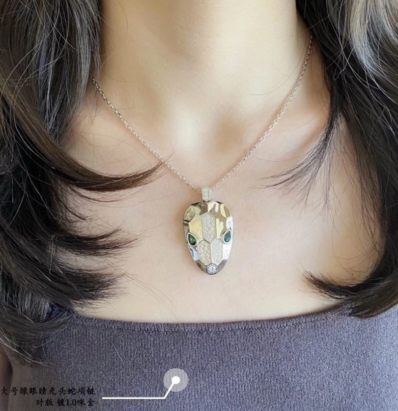 WaterResistant Bvlgari Necklaces 216333