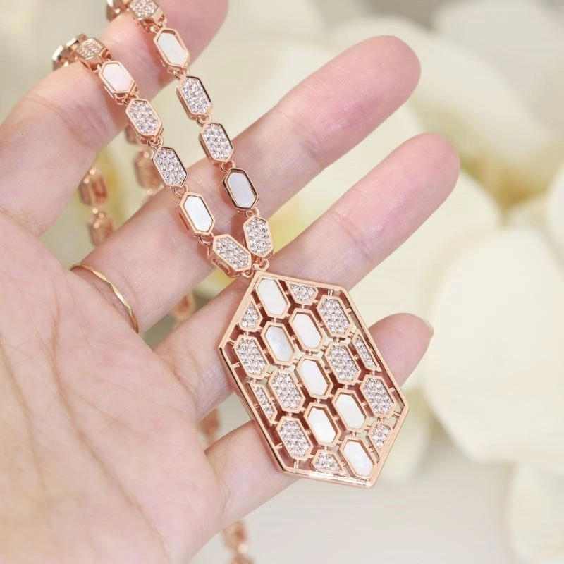 Breathable Bvlgari Necklaces 216242