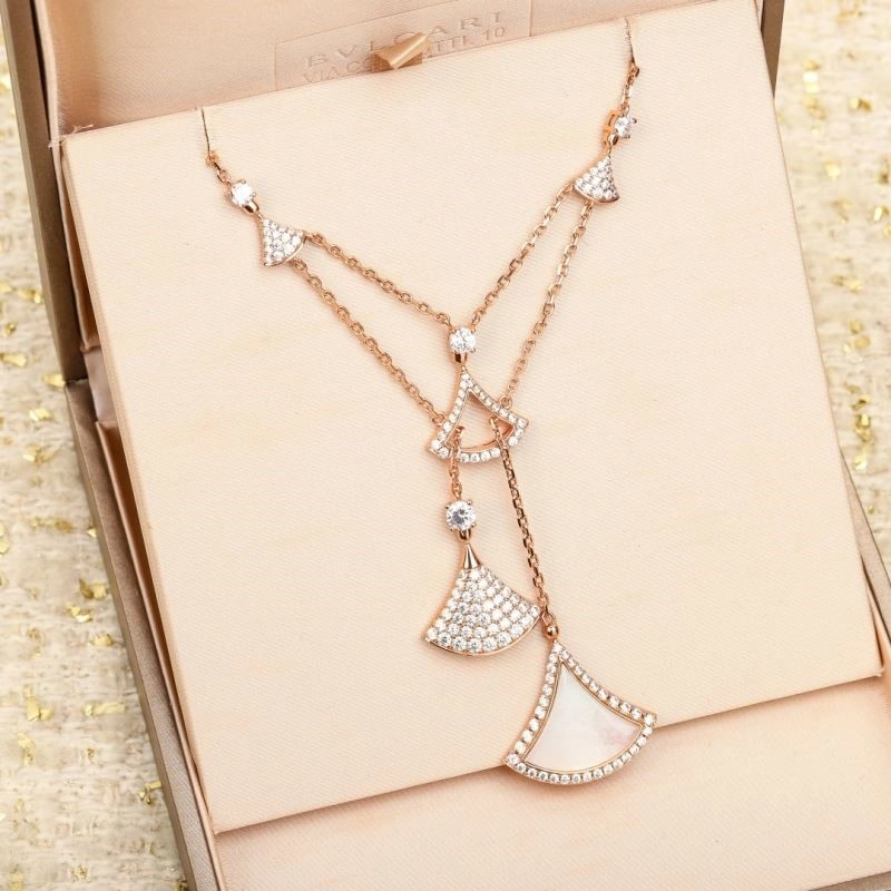 Trendy Bvlgari Necklaces 216236