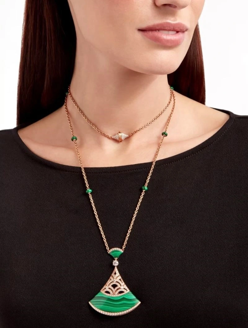 Trendsetting Bvlgari Necklaces 216220