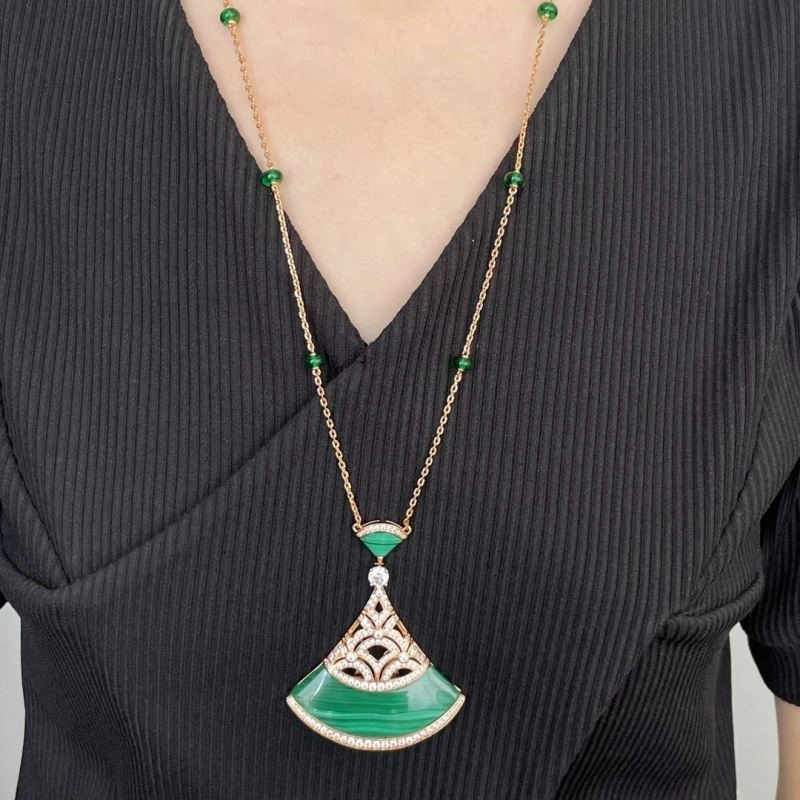 Trendsetting Bvlgari Necklaces 216220