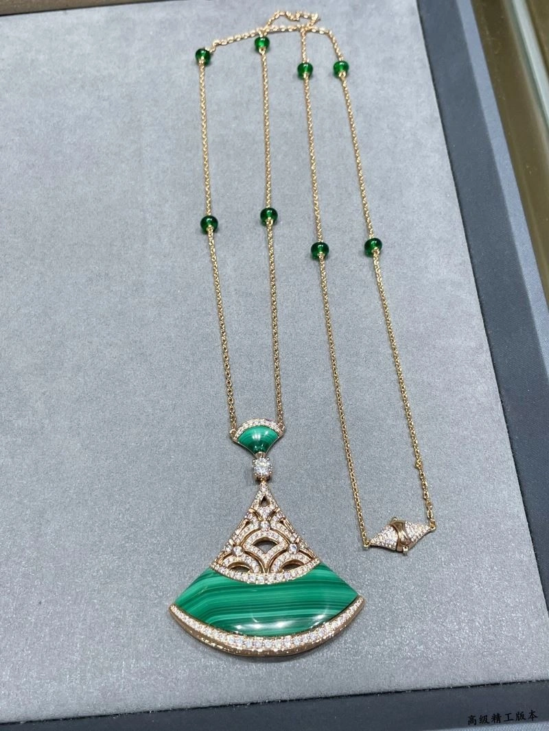 Trendsetting Bvlgari Necklaces 216220