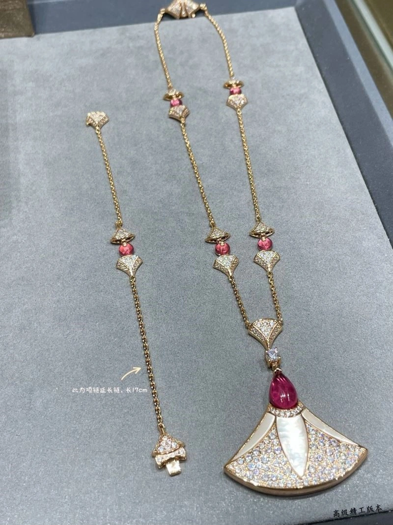 Bvlgari Necklaces Snug 216217
