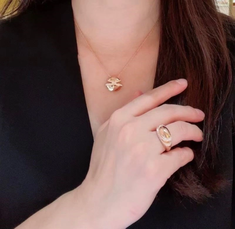 Unique Bvlgari Necklaces 216227