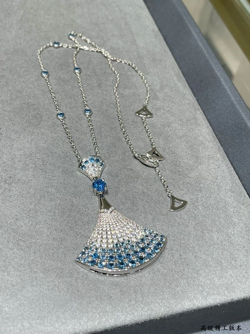 Bold Bvlgari Necklaces 216228