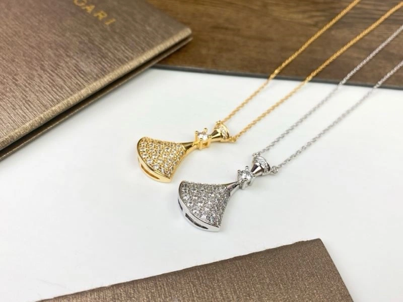 Bvlgari Necklaces UrbanChic 216173